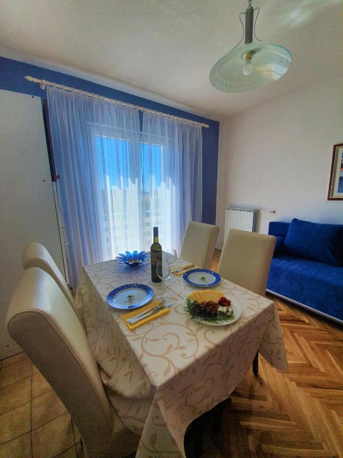 F• R• I• E• N• D• S• Bed & Breakfast Novalja Luaran gambar