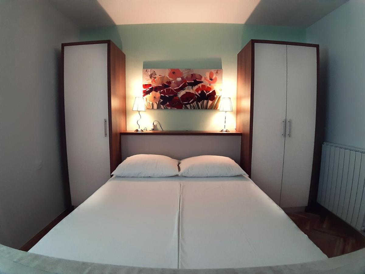 F• R• I• E• N• D• S• Bed & Breakfast Novalja Luaran gambar